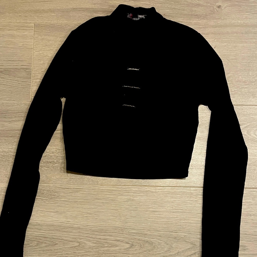 High neck long sleeve crop top